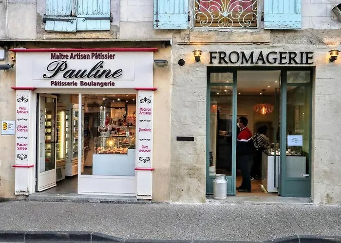 Tranquil Apt With Patio, Pezenas Historic Centre